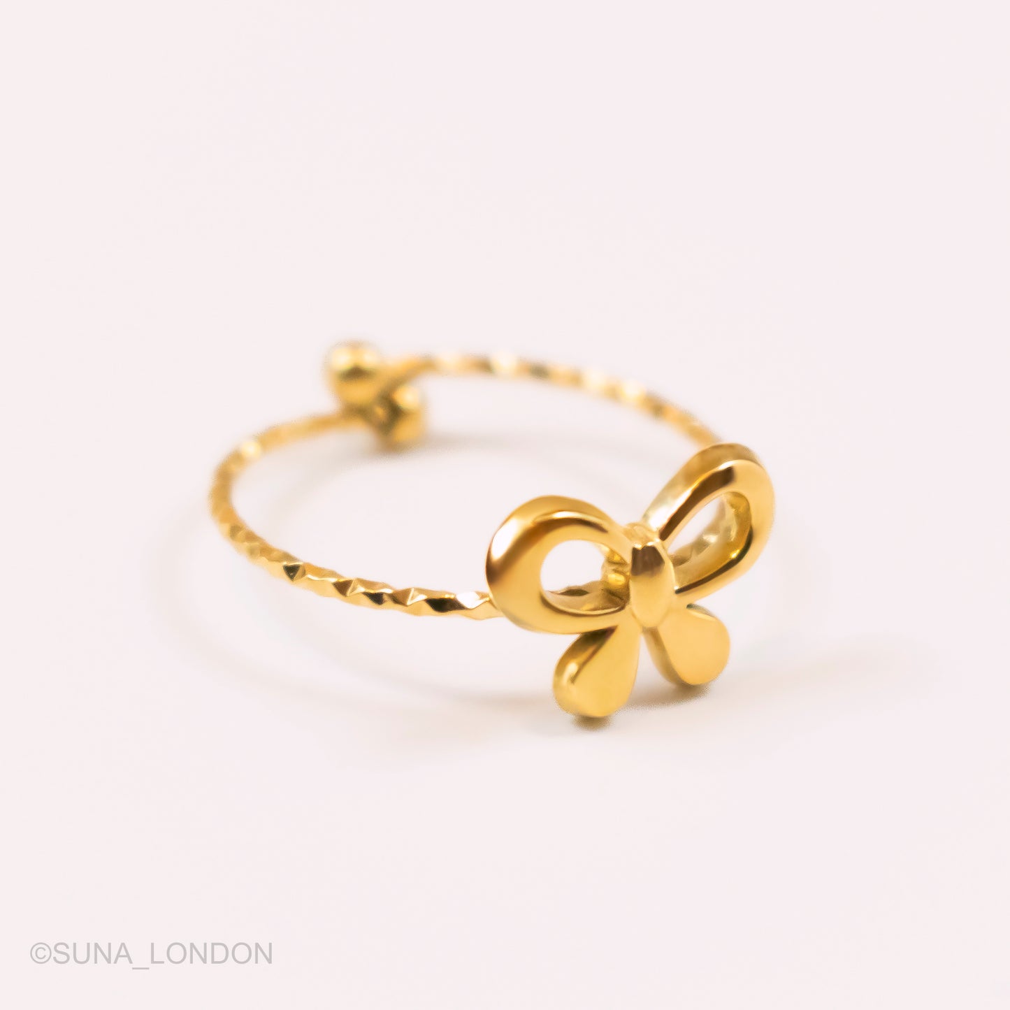 Bonnie Bow Ring