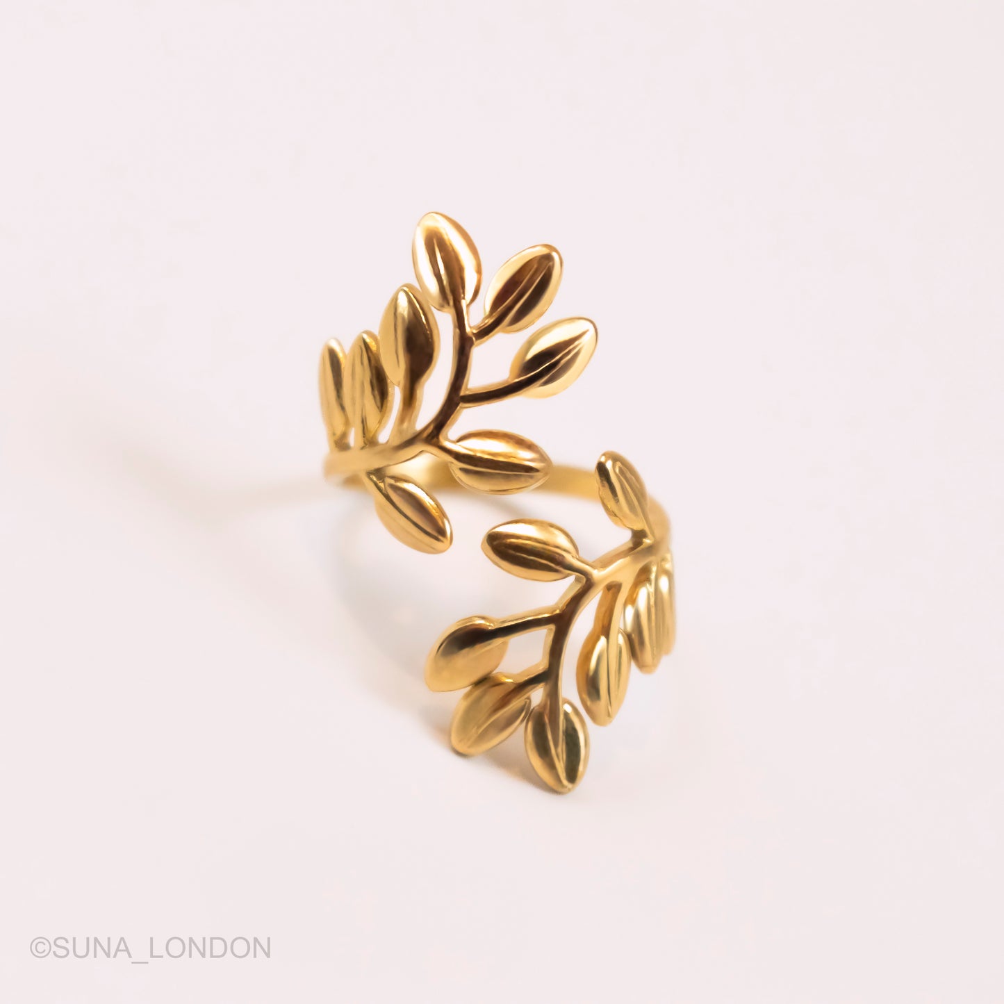 Latifa Ring