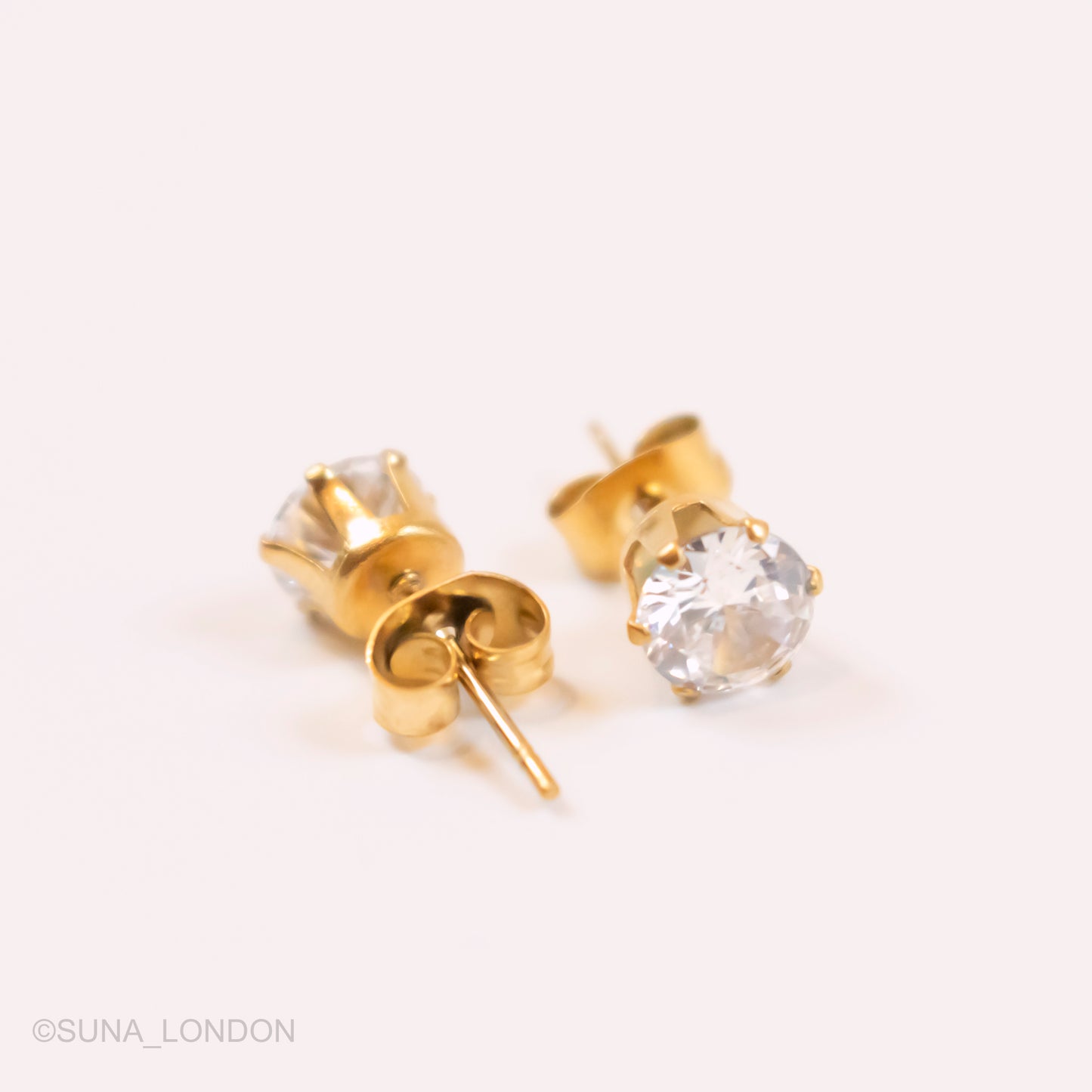 Bloom Studs