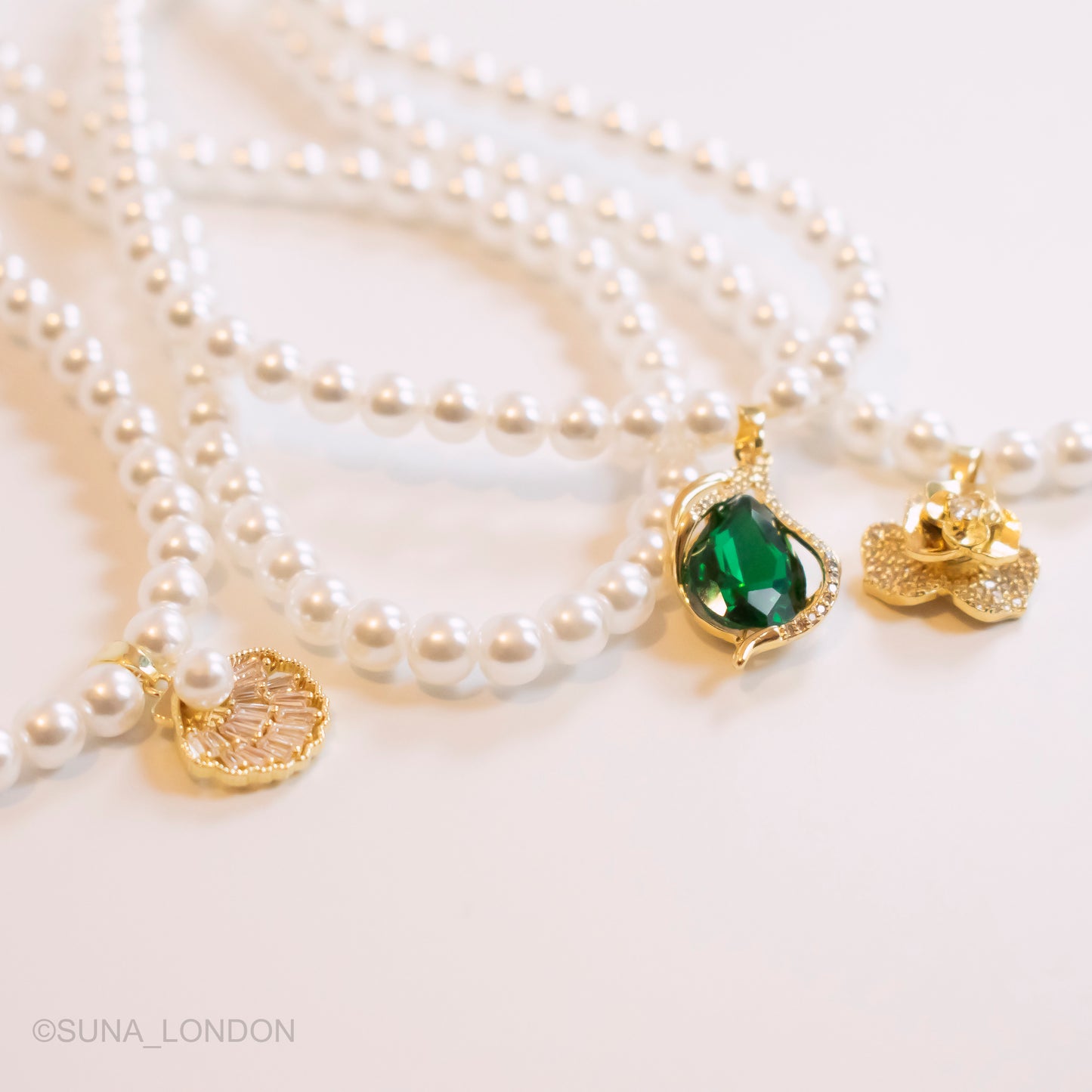 Classic Pearl Necklace