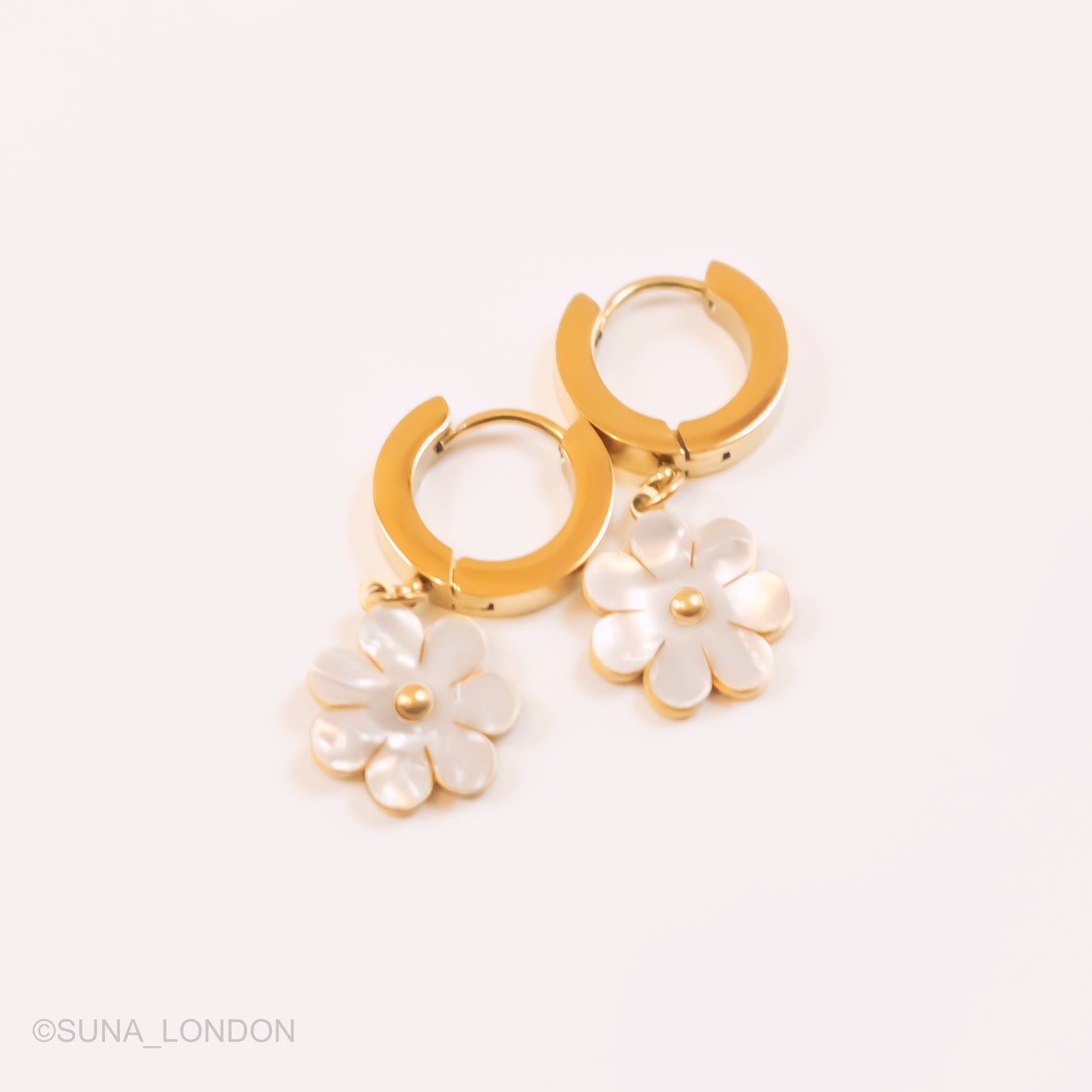 Daisy Drop Hoop