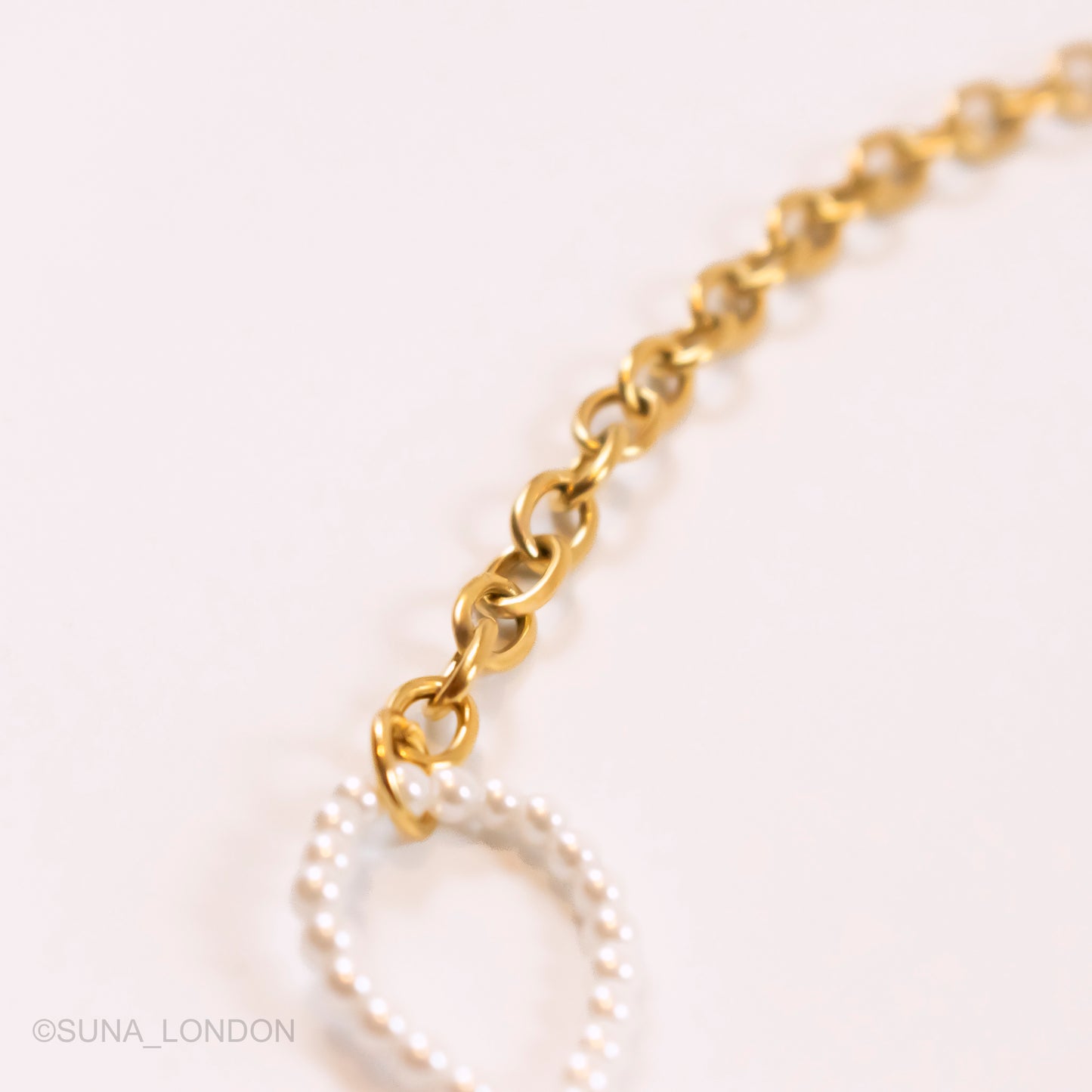 Alma Necklace