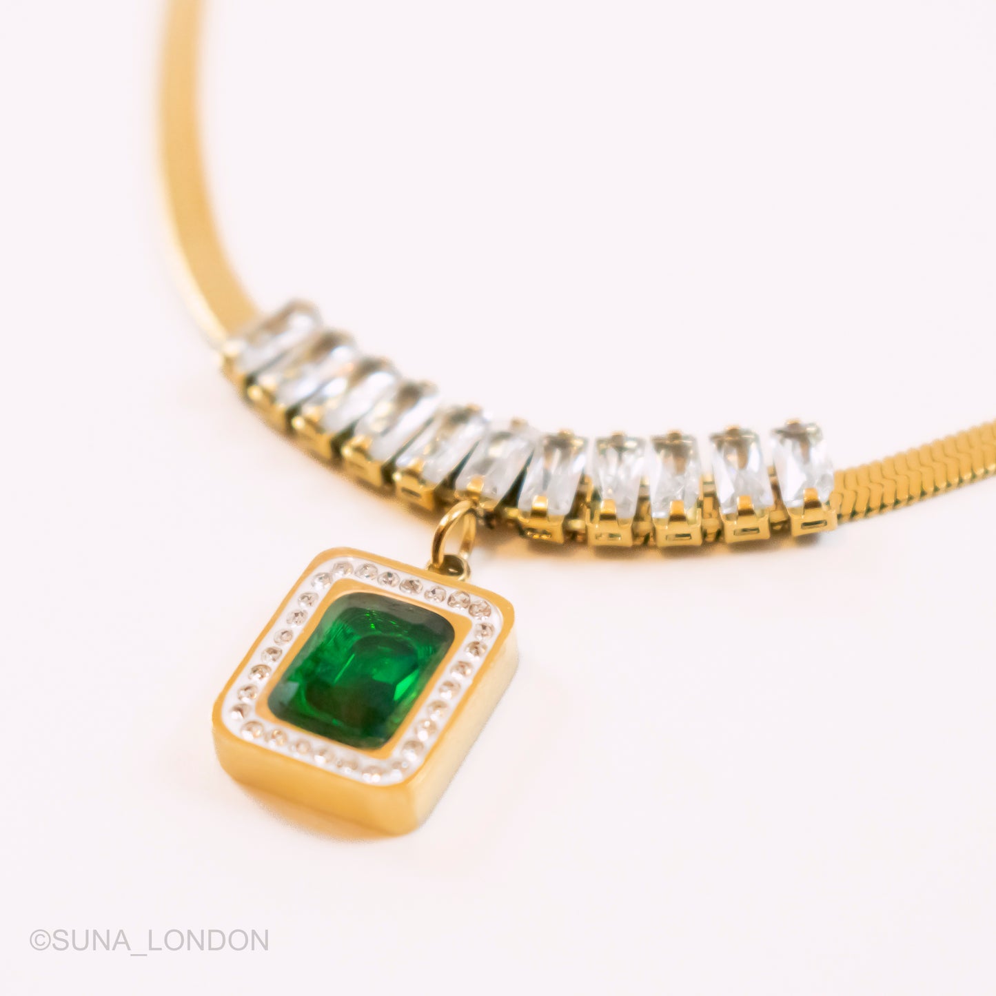 Ava Necklace