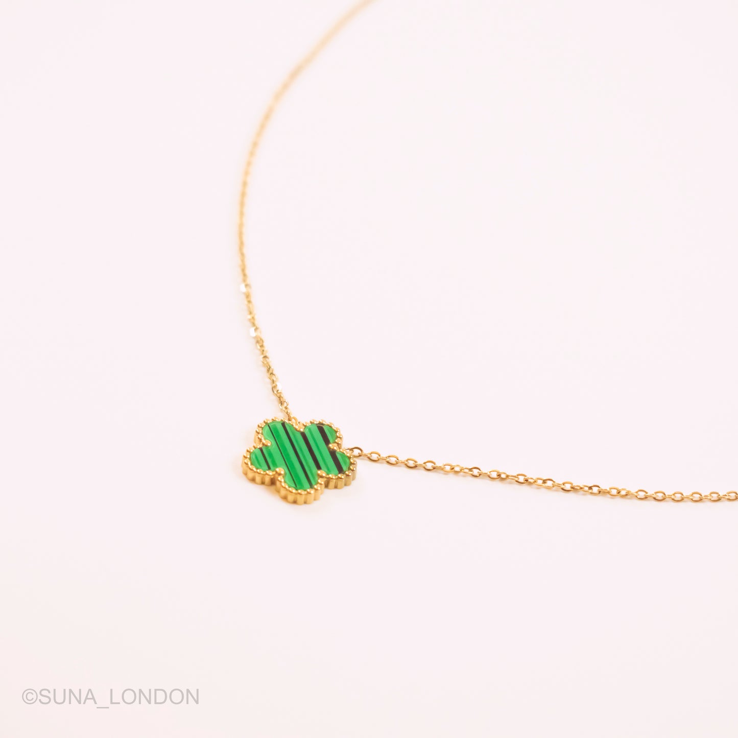 Single Green Clover Necklace