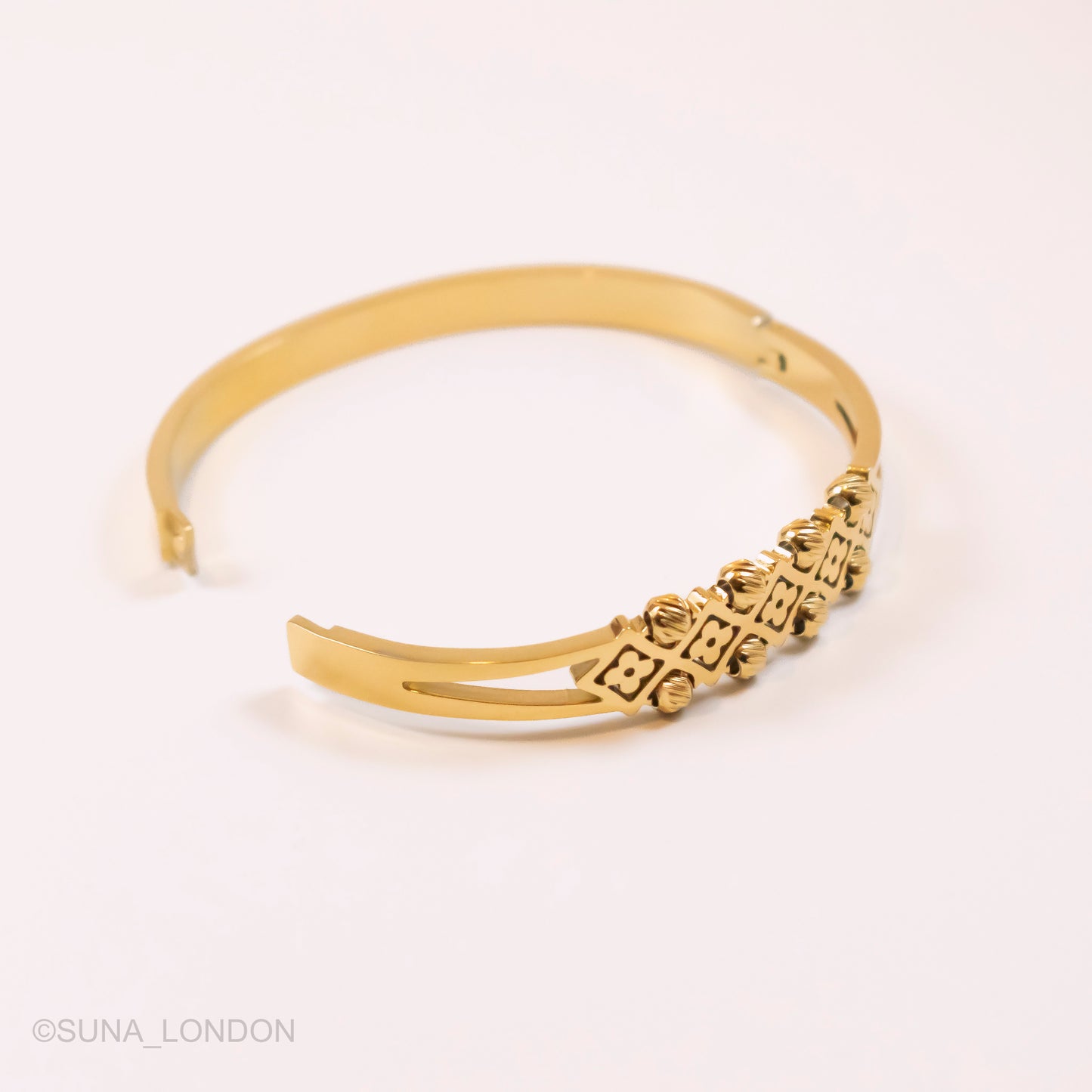 Willow Bangle Bracelet
