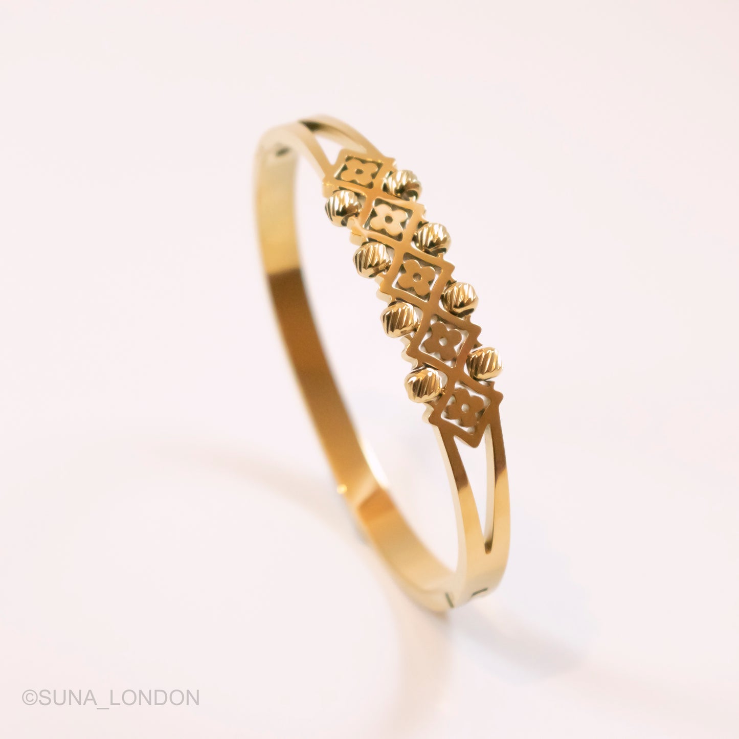 Willow Bangle Bracelet