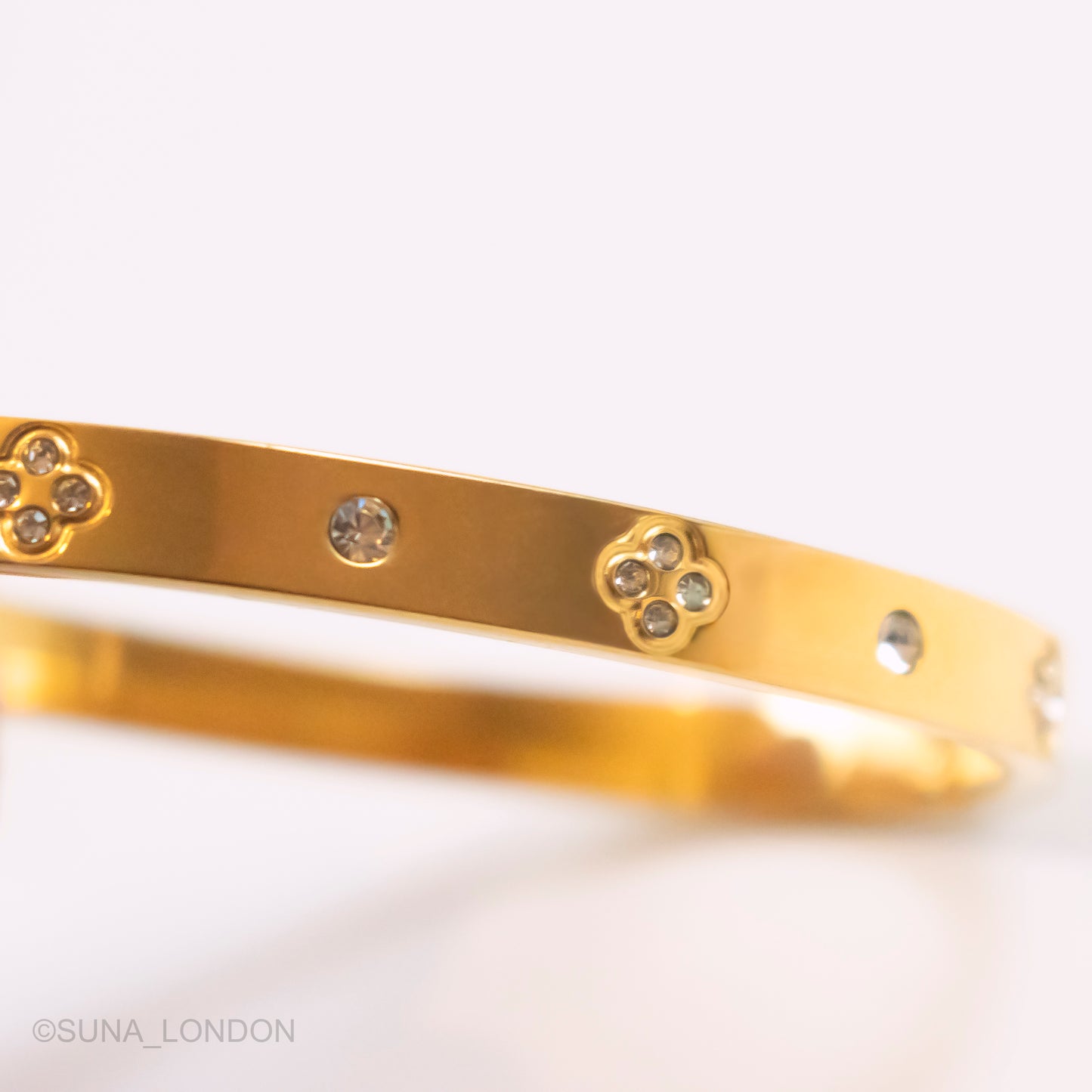 Nuha Bangle Bracelet