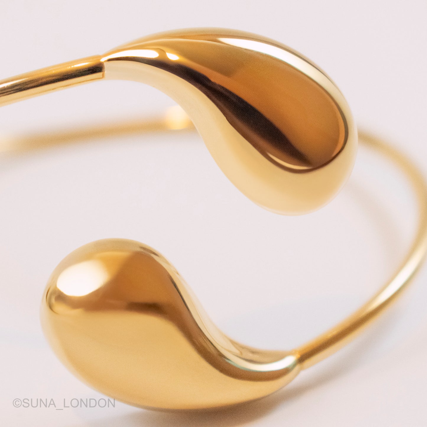 Alia Bangle Bracelet
